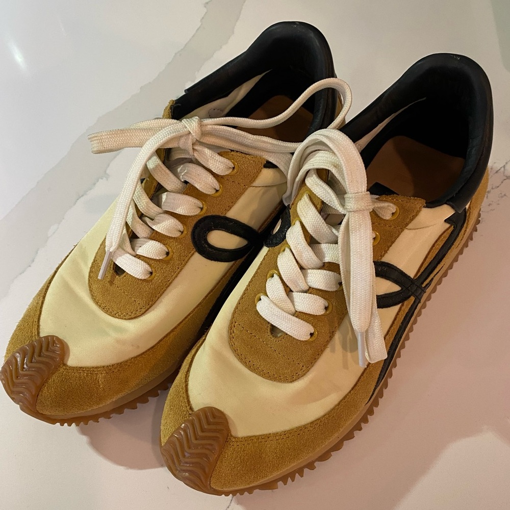 Loewe Flow Runner Sneakers